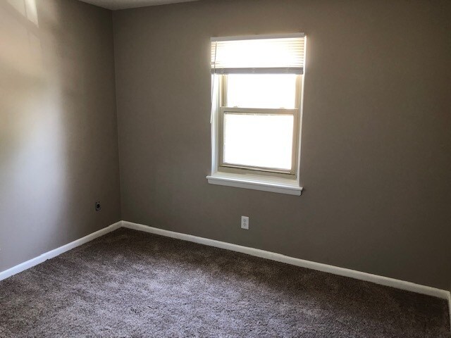 Building Photo - 407 Sykes Ave