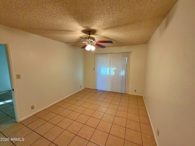 Building Photo - 9033 W Elm St