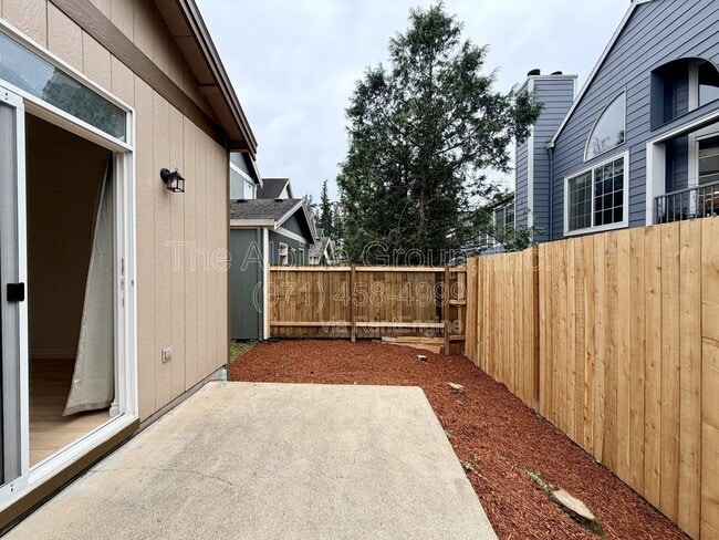 Building Photo - 5817 NW 174th Ave