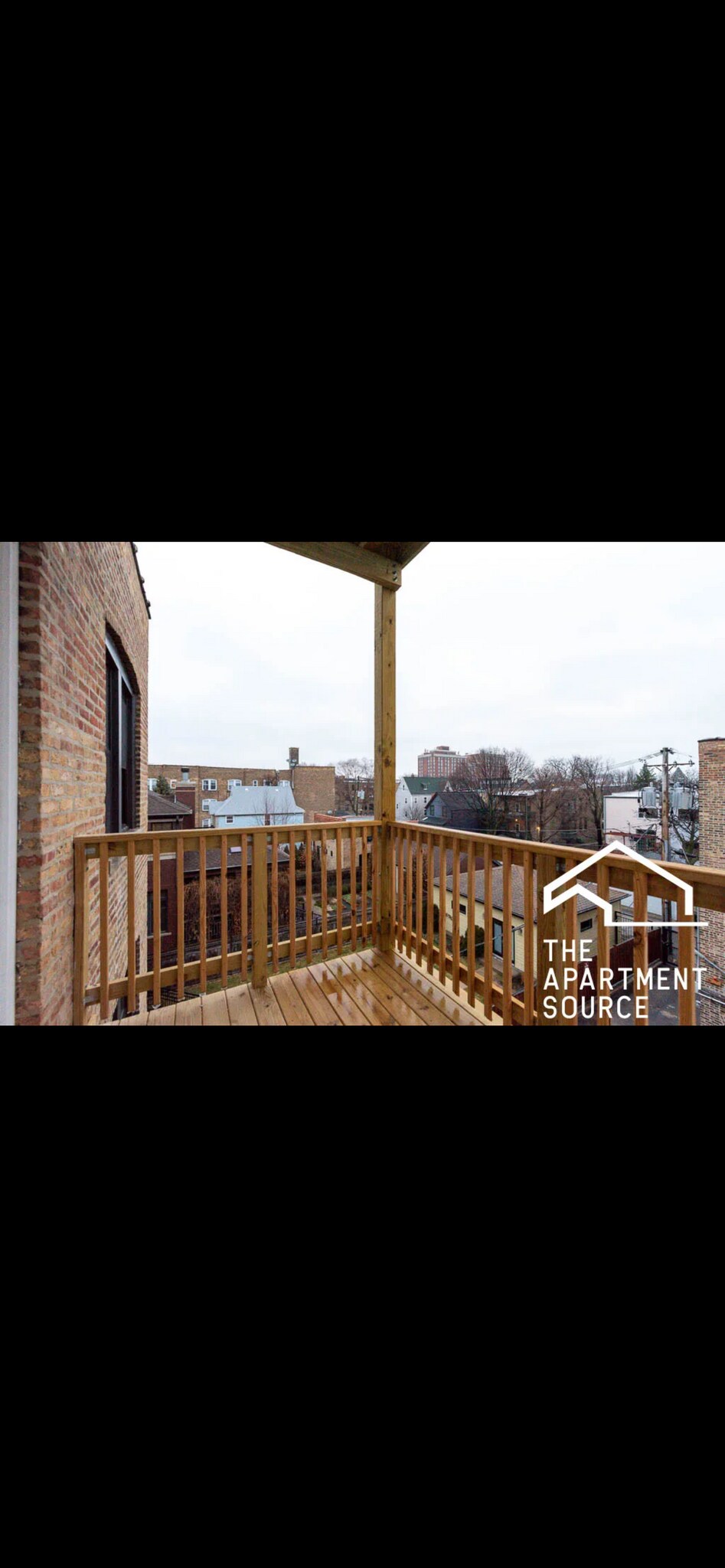 Building Photo - 4406 N Seeley Ave
