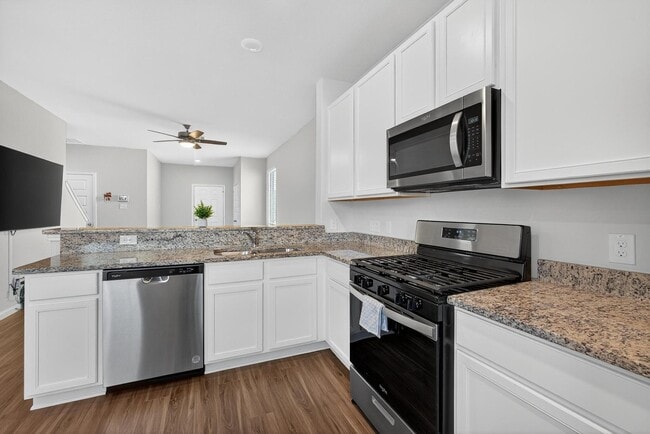 Building Photo - 1409 Mount Bassie Trl