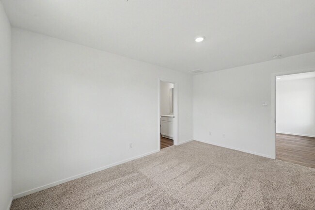 Building Photo - 40839 Hawthorne Glades St