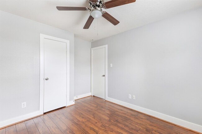 Building Photo - 20192 Alden's Oak