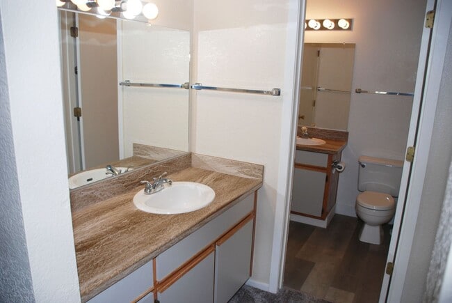 Building Photo - Millcreek Townhome in Reno