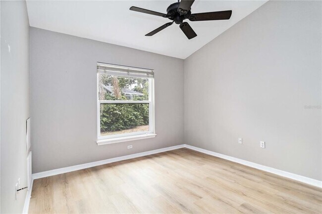 Building Photo - 7 Arbor Oaks Dr