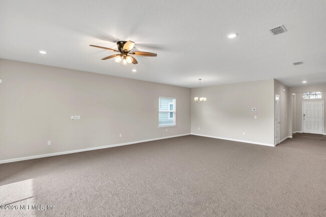 Building Photo - 16187 Blossom Lake Dr