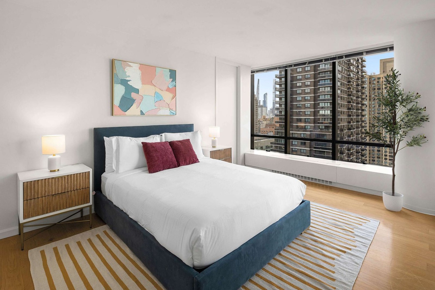 Building Photo - 525 E 72nd St