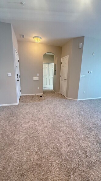 Building Photo - 1575 Olympia Cir