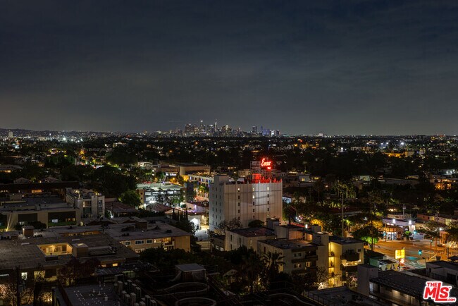 Building Photo - 1155 N La Cienega Blvd