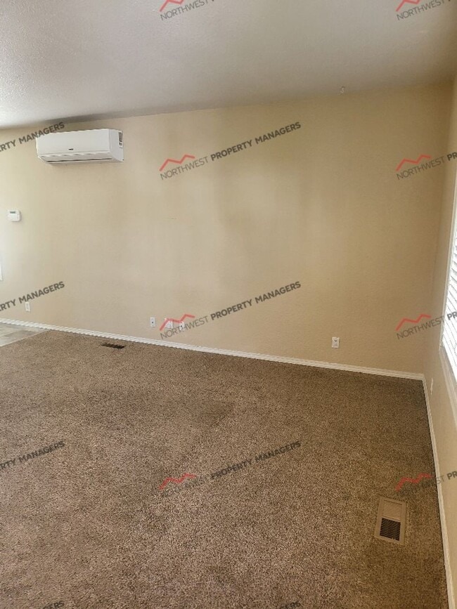 Building Photo - STATUS: *AVAILABLE* | R28 | $1895 + $100 FLAT RATE FOR W/S