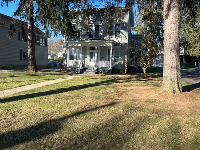 Building Photo - 54 Oxford Rd