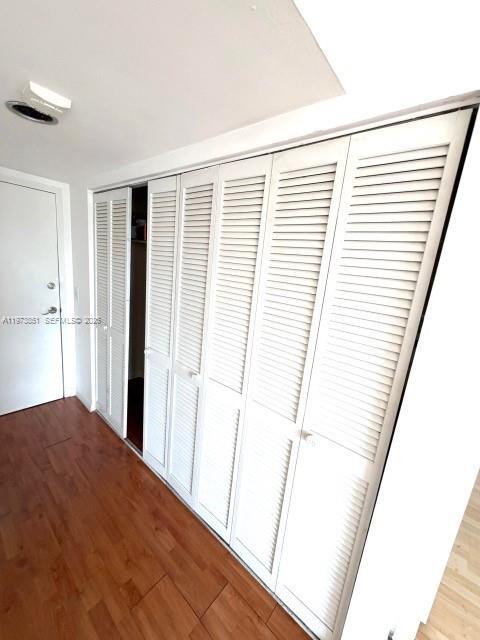 Building Photo - 2000 NE 135th St