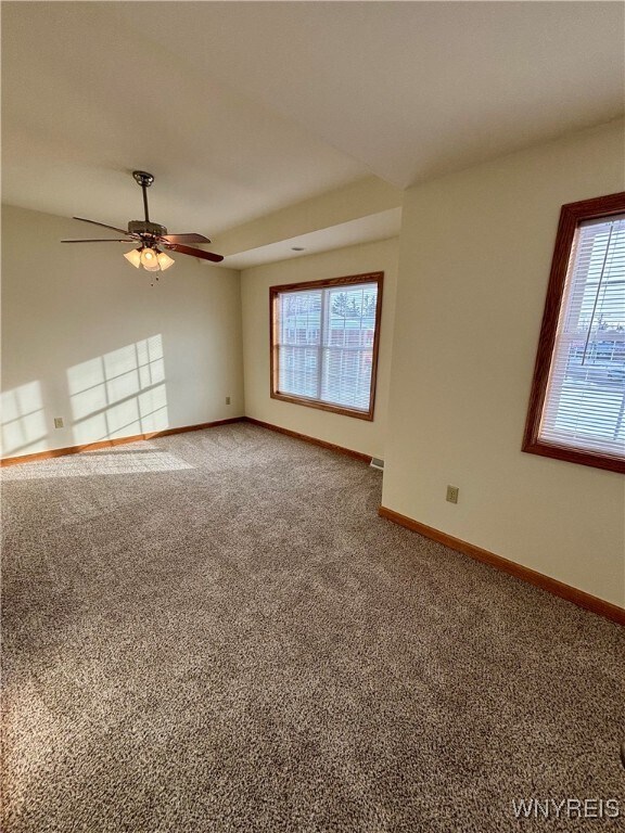 Building Photo - 1696 Orchard Park Rd