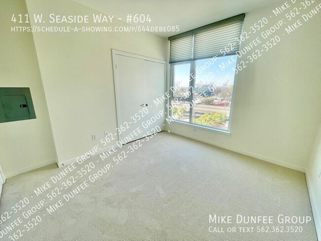 Building Photo - Upgraded 2 Bedroom, 2 Bath, 2 Parking Cond...