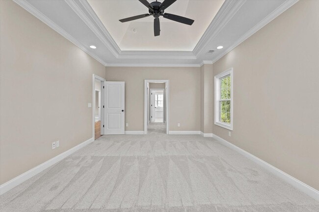 Building Photo - 565 River Oaks Ln