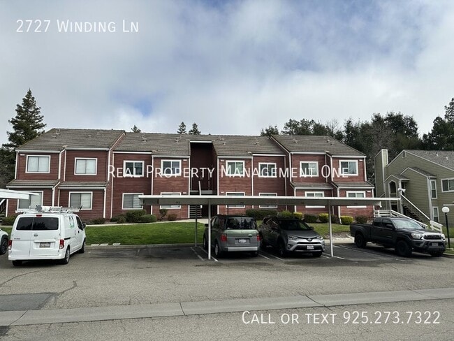 Building Photo - 2727 Winding Ln