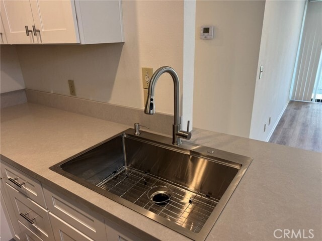 Building Photo - 700 W 3rd St