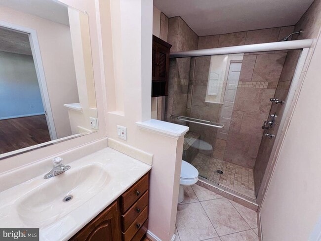 Building Photo - 305 Gundry Dr