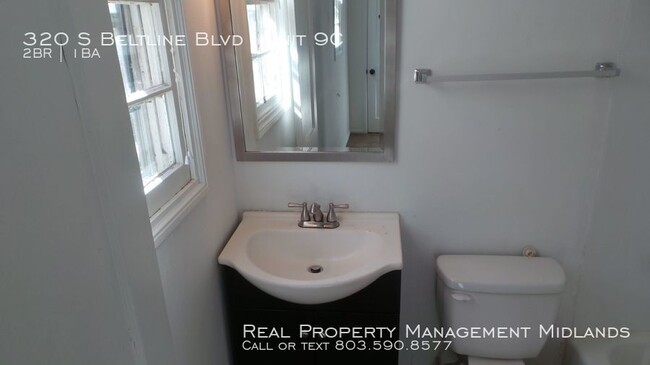 Building Photo - Woodland Terrace Townhouse!