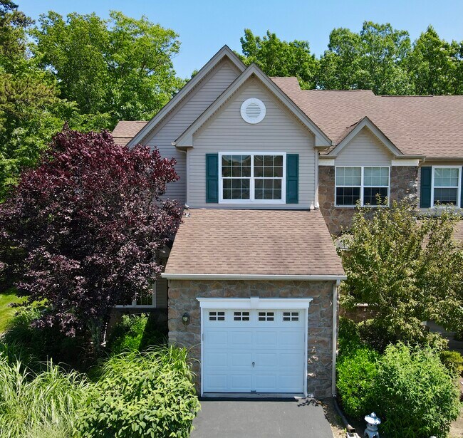 1788 Big Ridge Dr 1788 Big Ridge Dr East Stroudsburg PA 18302