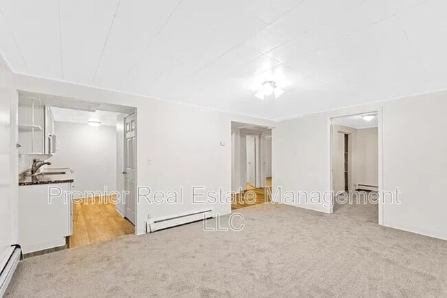 Building Photo - 768 S Krameria St