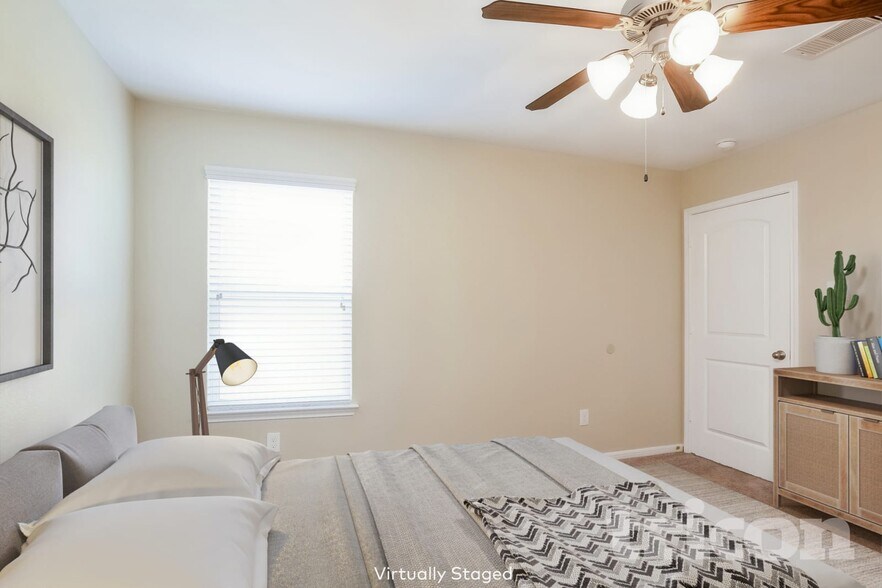 Building Photo - 680 Totem Trail Dr