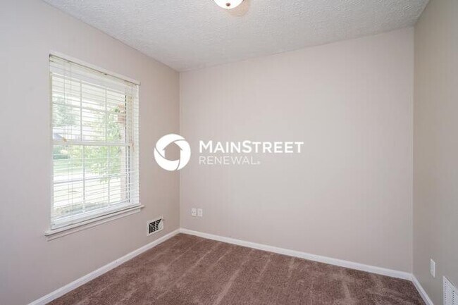 Building Photo - 3 Bedroom Pet-Friendly Home in Louisville,...
