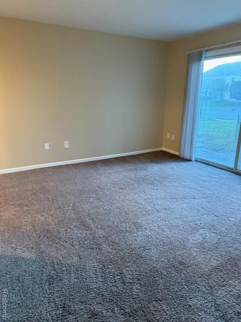 Building Photo - 831 Bloomfield Village Blvd