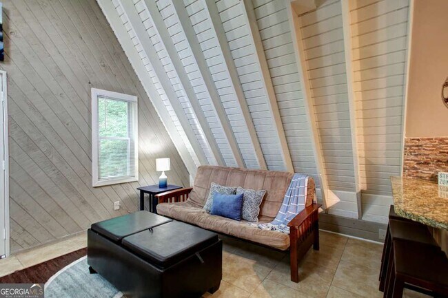 Building Photo - 502 Bent Wood Dr