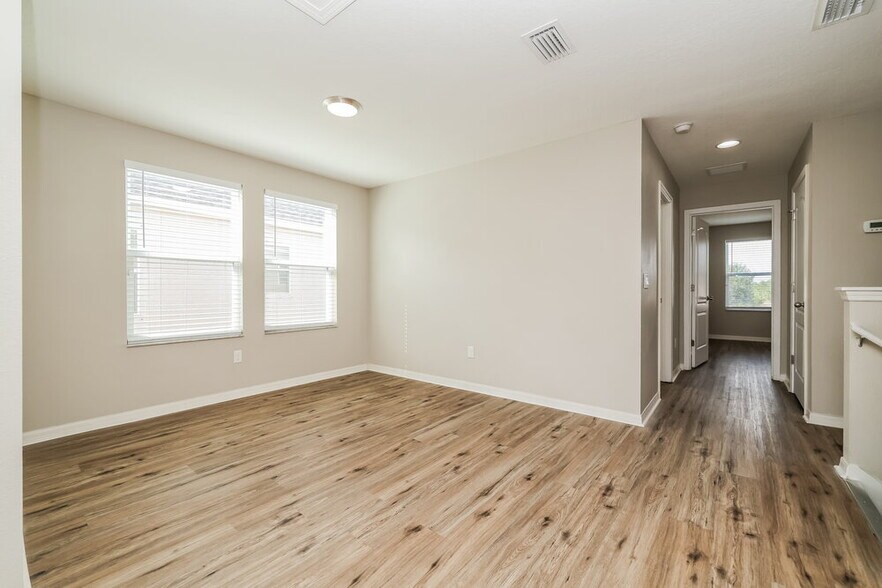 Building Photo - 6139 Trent Creek Dr