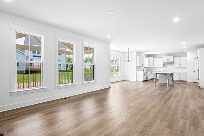 Building Photo - Brand New 4BR Luxury Home in Collington East