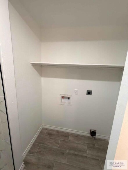 Building Photo - 203 McGregor St