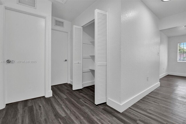 Building Photo - 5753 NW 6th Ave