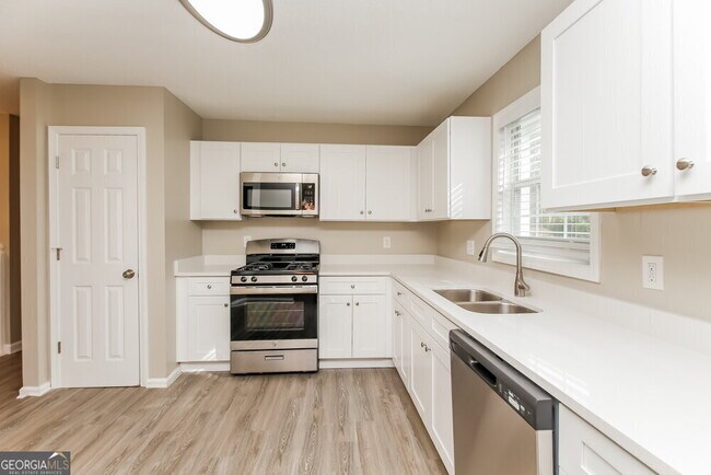 Building Photo - 4318 Compton Cir
