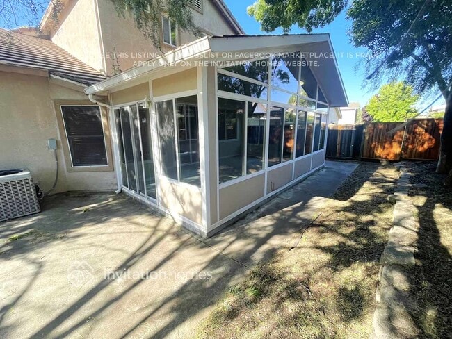 Building Photo - 4720 Canyon Hills Dr