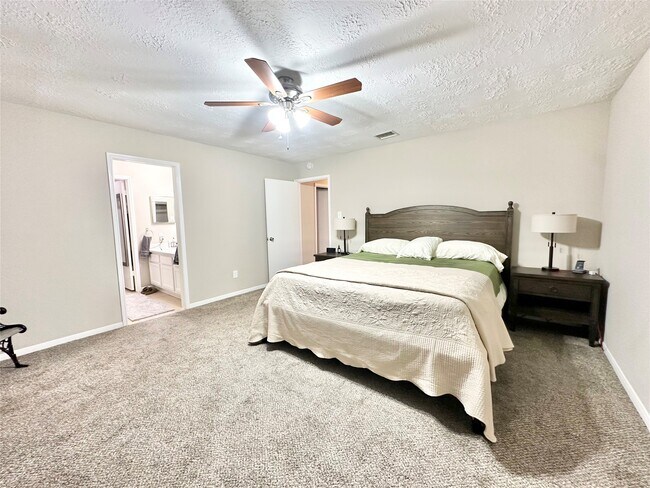 Building Photo - 1514 Park Meadow Dr