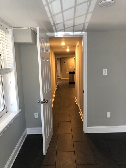 BR 2 to hallway - 1952 Calvert St NW