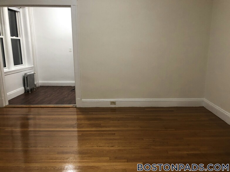 Building Photo - 1171 Boylston St