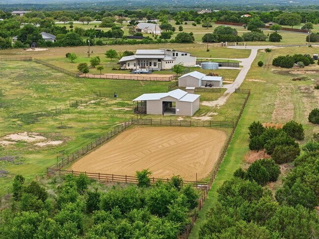 Building Photo - 215 Mesa Vista Dr