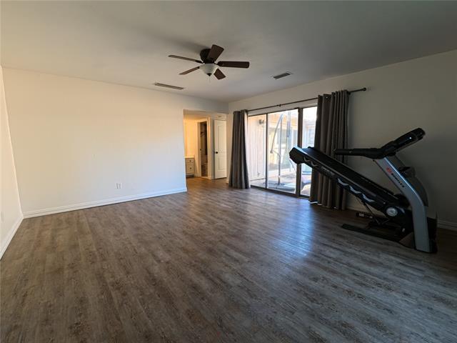 Building Photo - 1738 Hartford Dr