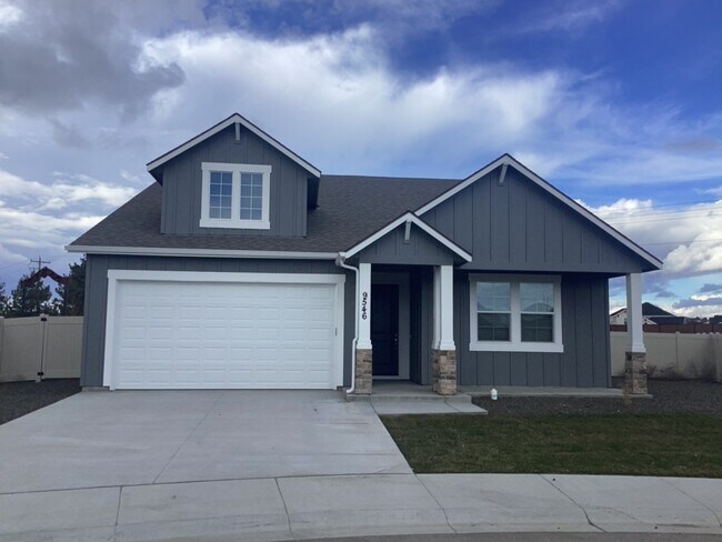 Building Photo - 9546 W Aviara St
