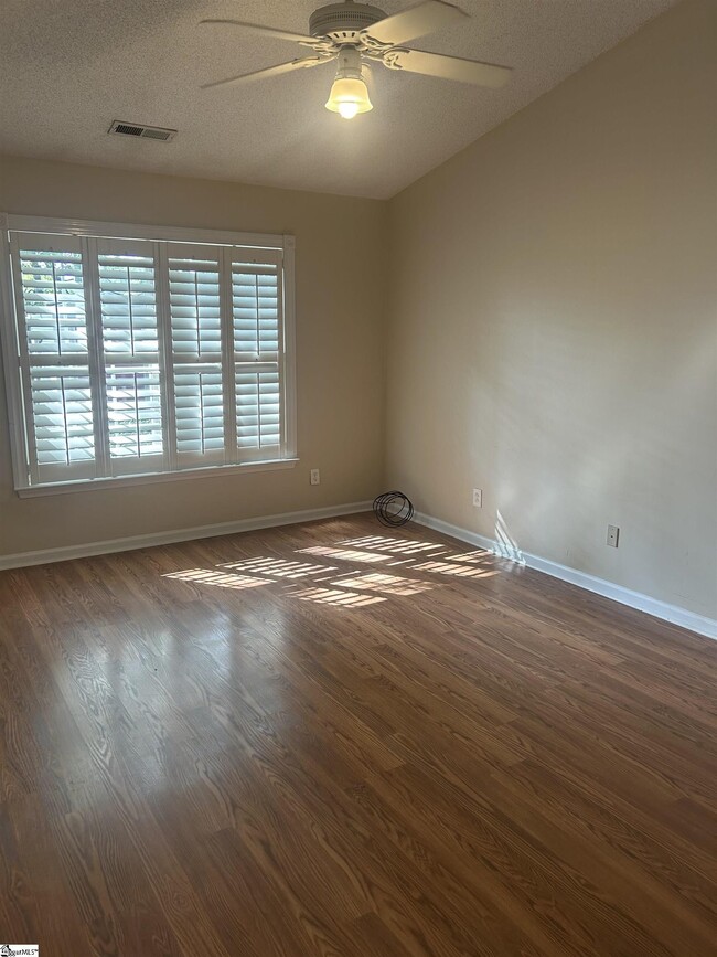 Building Photo - 31 Buckhead Ln
