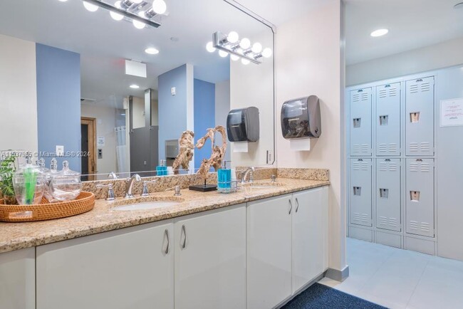 Amenities - 6365 Collins Ave