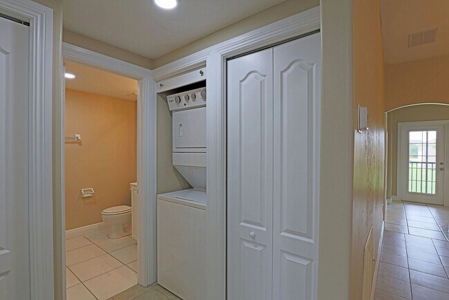 Building Photo - 4175 Castilla Circle