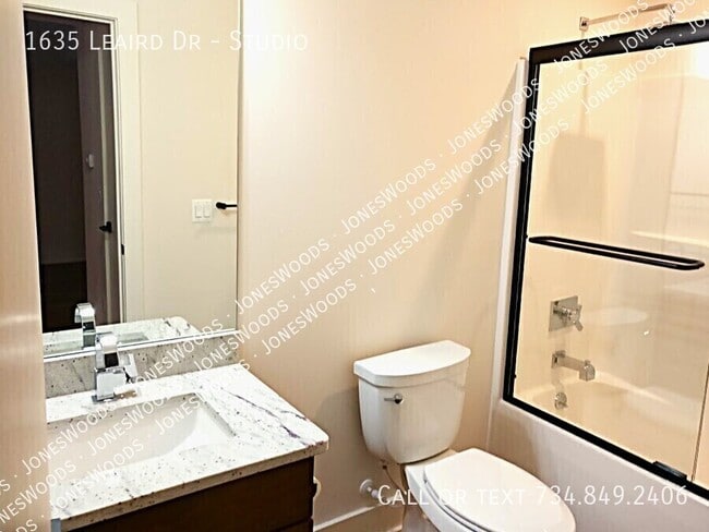 Building Photo - 1635 Leaird Dr