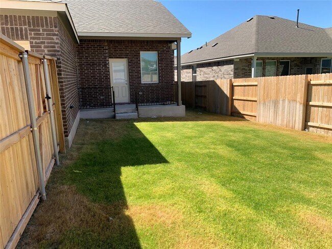 Building Photo - 2913 Sage Ranch Dr