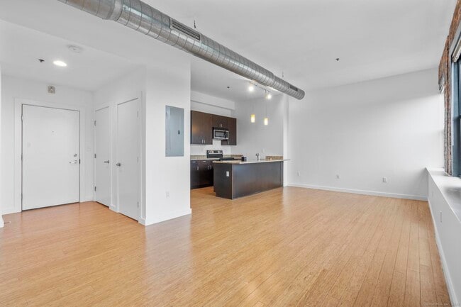 Building Photo - 881 Lafayette Blvd
