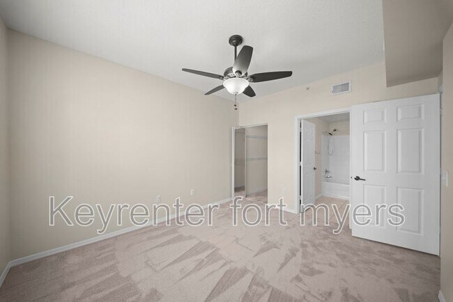 Building Photo - 11400 Ocean Walk Dr