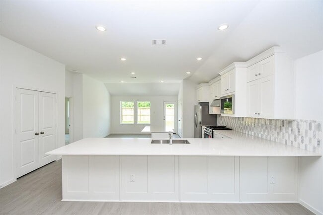 Building Photo - 8214 Tempest Stone Dr