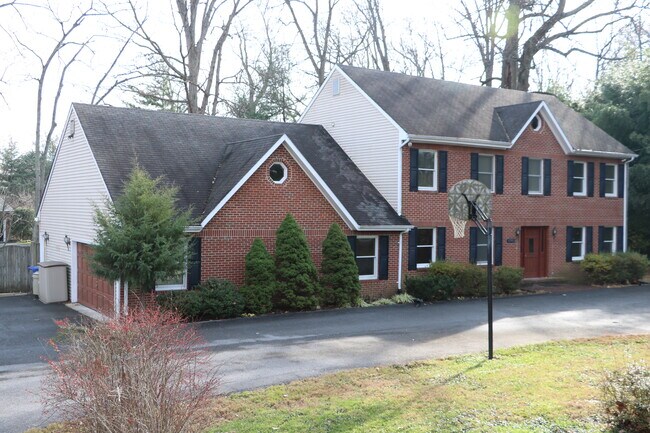 Primary Photo - 11915 Harmony Lane